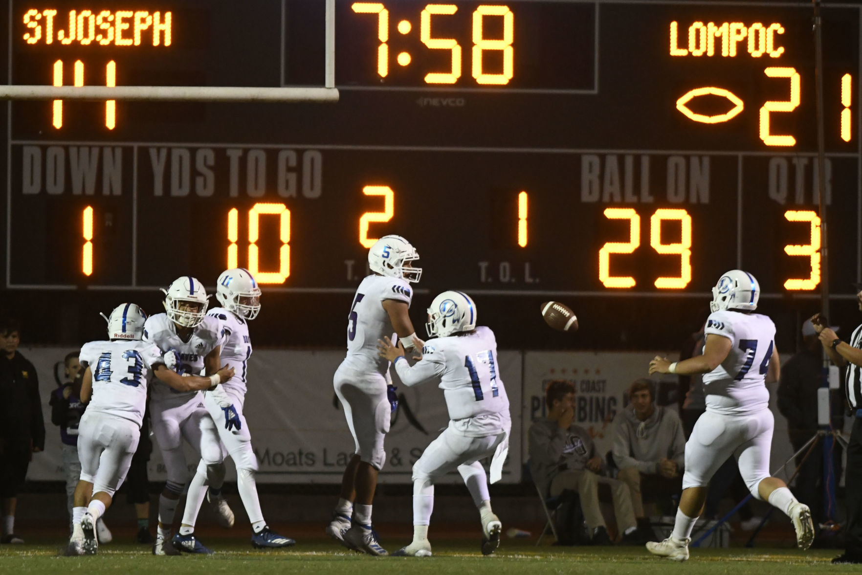 092719 Lompoc SJ football 24.jpg